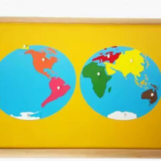 Puzzle planisphère avec plateau