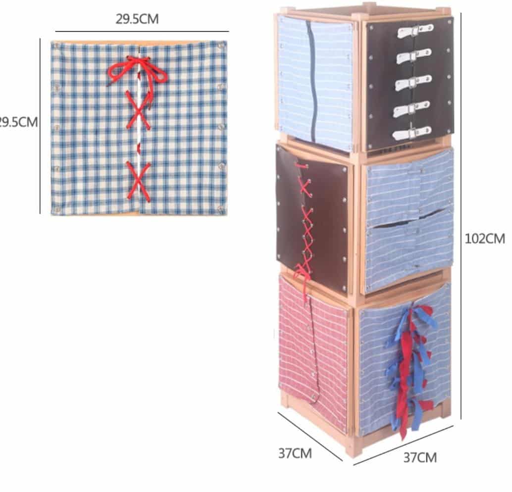 Support avec 12 cadres d'habillage